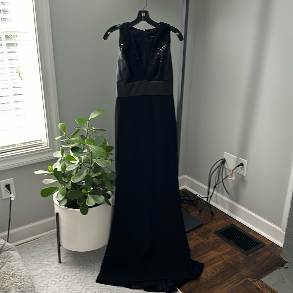 Carmen Marc Valvo formal long black leather dress gown size 2